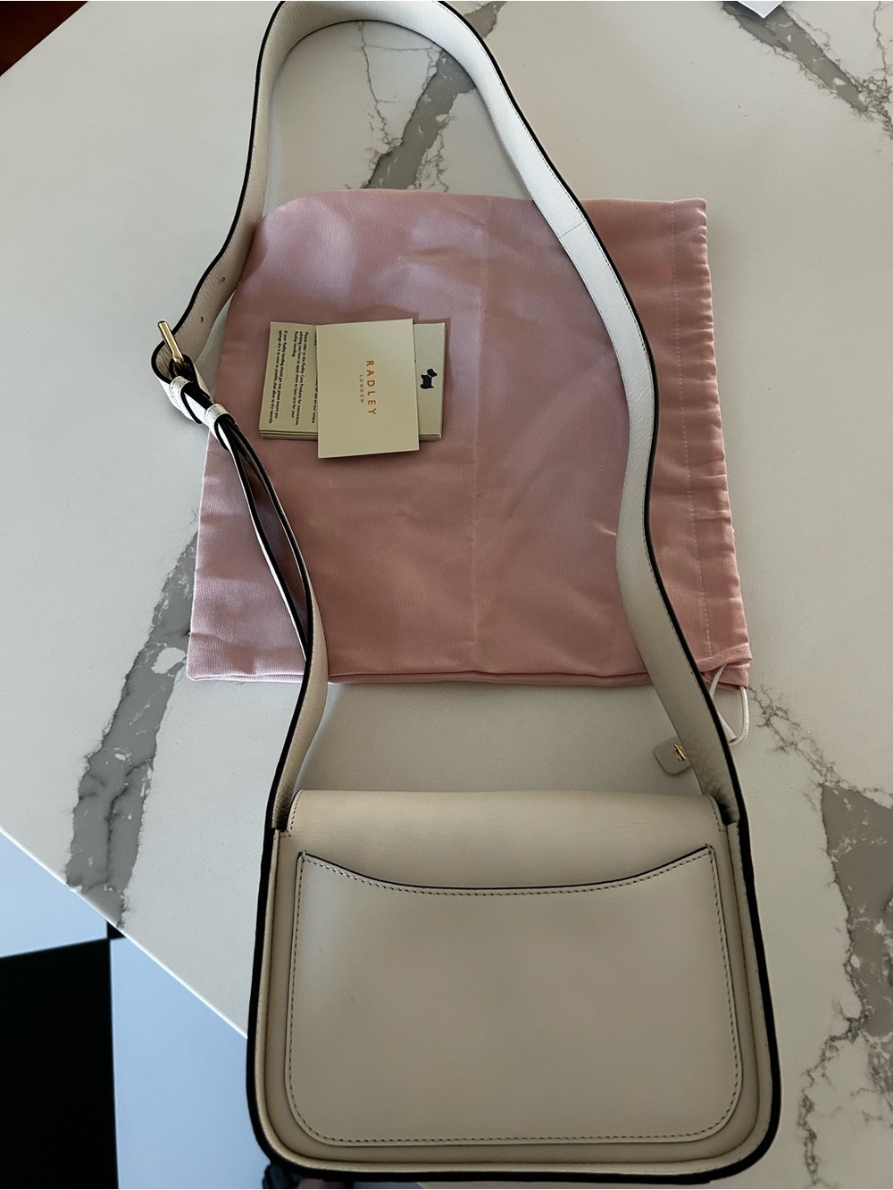 RADLEY LONDON White Leather Crossbody with Pink Dust Bag and Gold Hardware - Picture 5 of 6